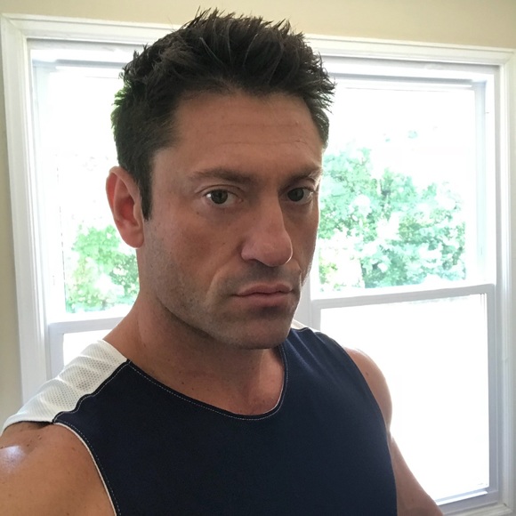 Hi! My name is Vito Chicago 😀 - Picture 5 of 8